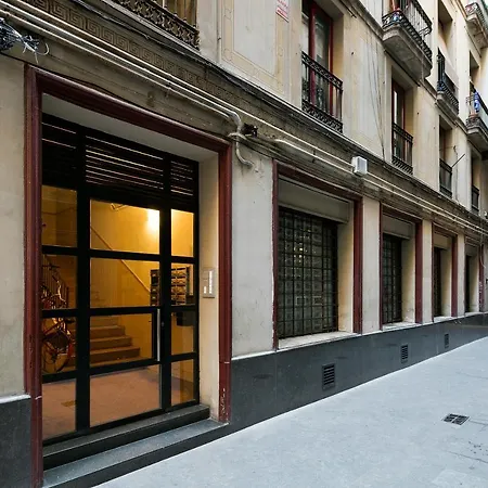 Keyfamily Loft Ramblas * Barcelona
