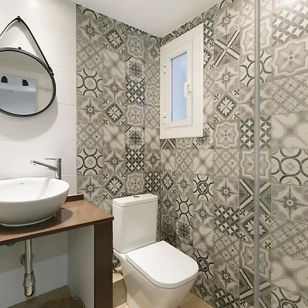 Апартаменты Keyfamily Loft Ramblas